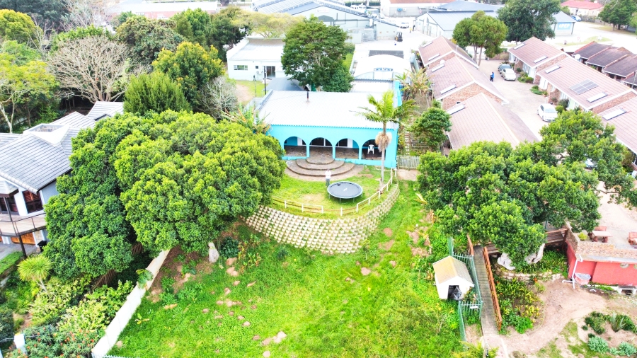 4 Bedroom Property for Sale in The Village Western Cape